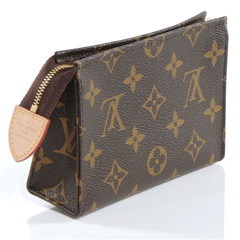 lv toiletry pouch 15 review|louis vuitton monogram toiletry pouch.